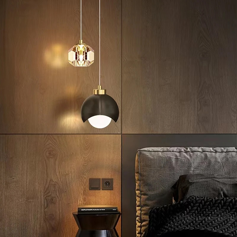 Interior Design Gold - غرفة نوم السرير معلقة قلادة مصباح