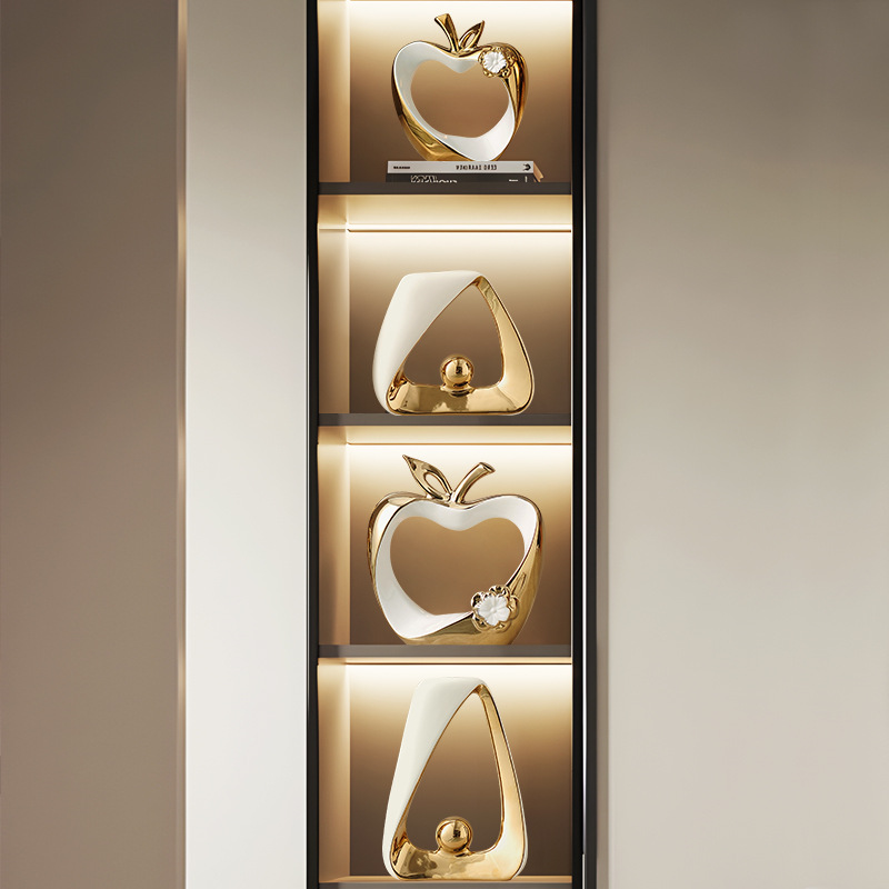 Interior Design Gold - الحرف الخزفية الذهبية المجوفة في البهو